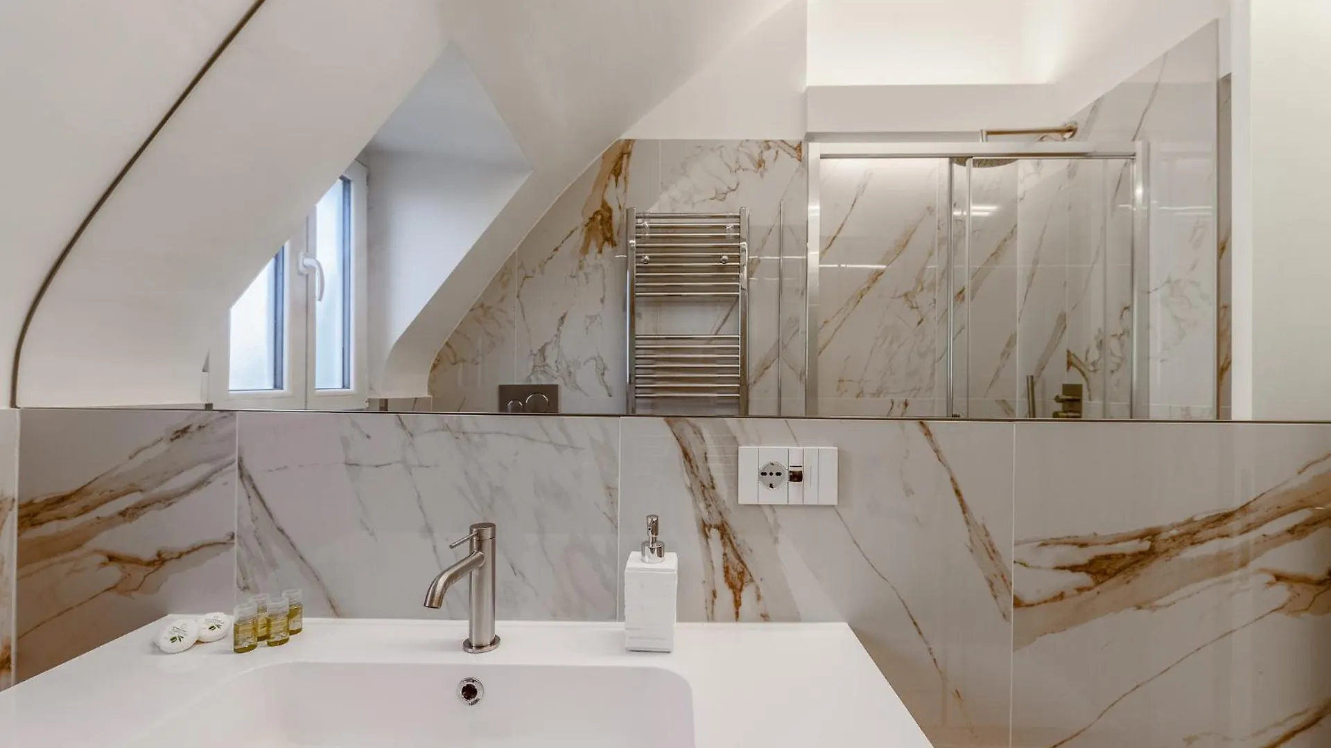 Luxury Skyview Suite - Citylife Apartment - Mico Milano